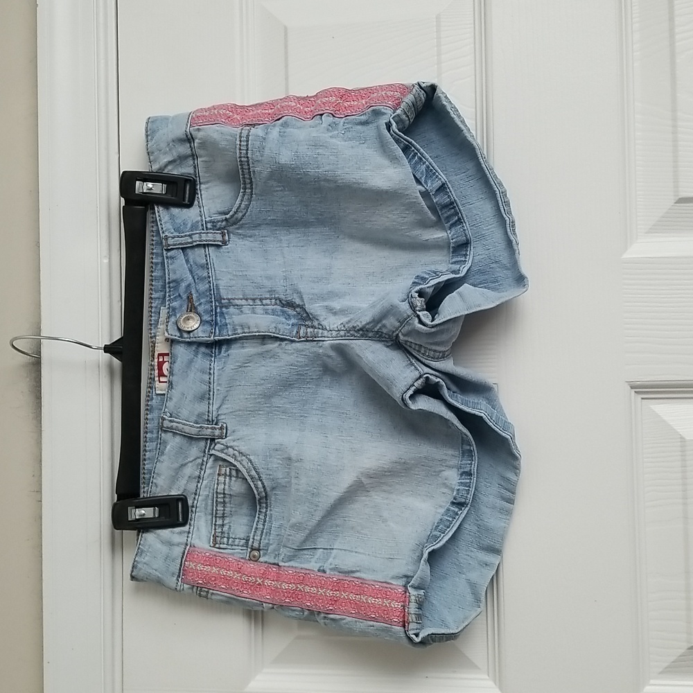 L.e.i. Ashley Low-rise Denim Shorts